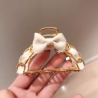 Kẹp tóc gắp nơ phong cách sang trọng