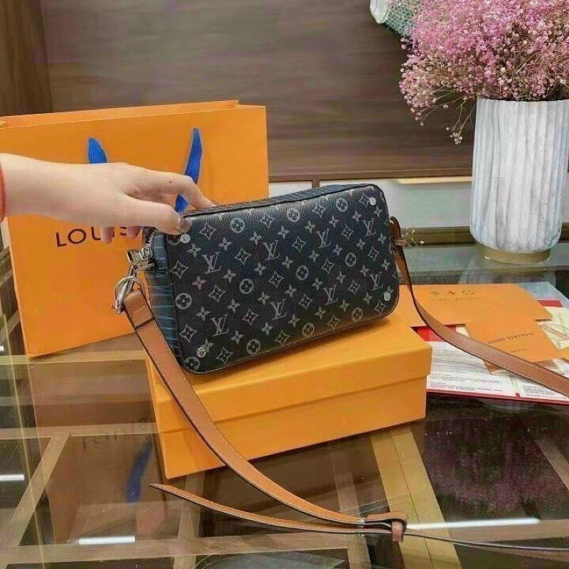 TÚI ĐEO CHÉO NAM LV0310 VOLGA ON STRAP FULLBOX HÀNG SẴN CÓ SHIP GRAB | BigBuy360 - bigbuy360.vn