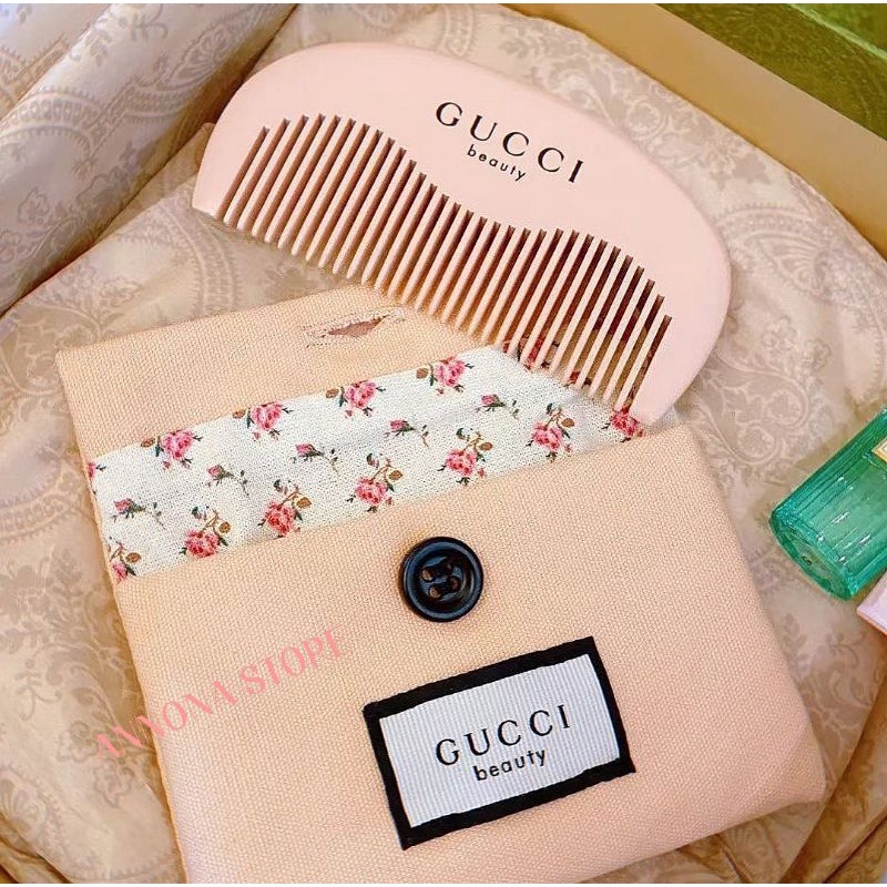 LƯỢC GỖ QUÀ TẶNG HÃNG GUCCI BEAUTY