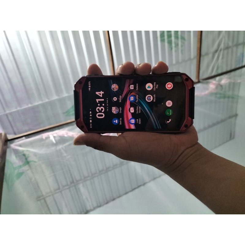 Điện Thoại Kyocera Torque G04 - Siêu Phẩm Đến Từ Nhật Bản