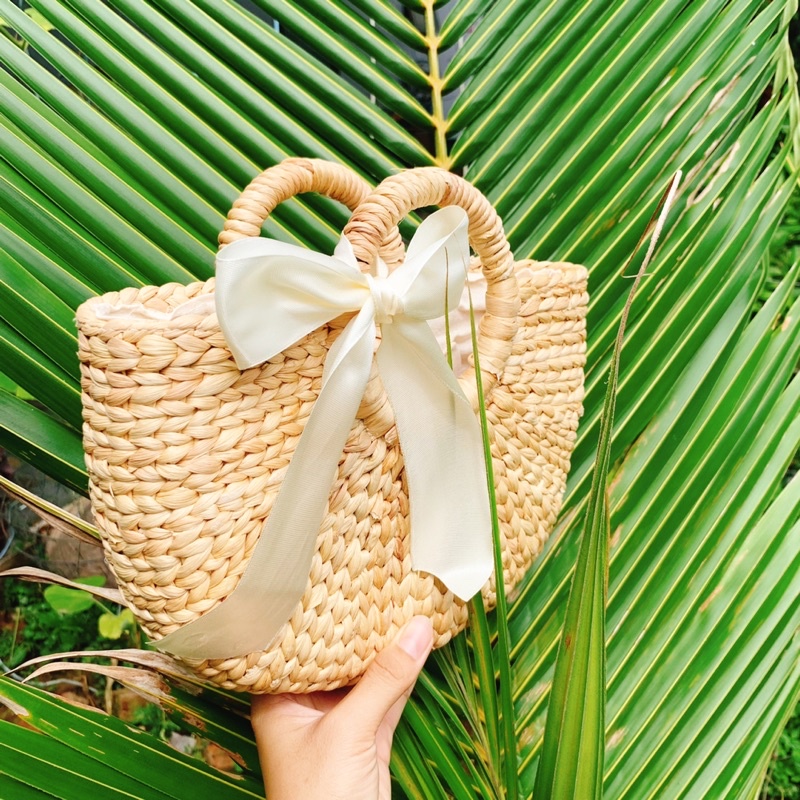 Túi lục bình size 25cm thắt nơ xinh đi biển, chụp ảnh áo dài duyên dáng-Tiệm Cói Cô Lê