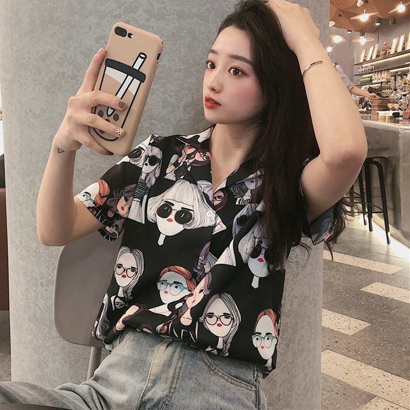 Áo sơ mi hoạ tiết hoạt hình phong cách Hàn Quốc