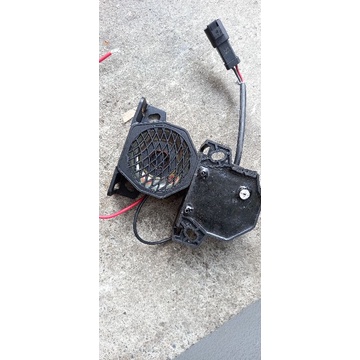 Còi de còi hụ 12vdc còn sài tốt