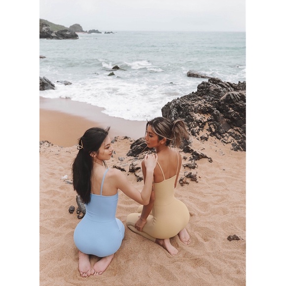 Bộ Jumpsuit Yoga Gym Khoá Ngực J48