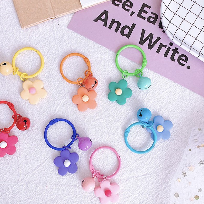 Móc Khóa hình hoa có chuông nhiều màu LT14