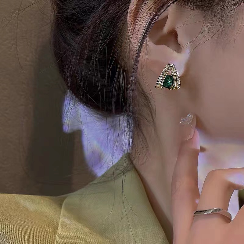 Bông Tai Bạc 925 Hình Trái Tim Đính Kim Cương Nhân Tạo Thời Trang