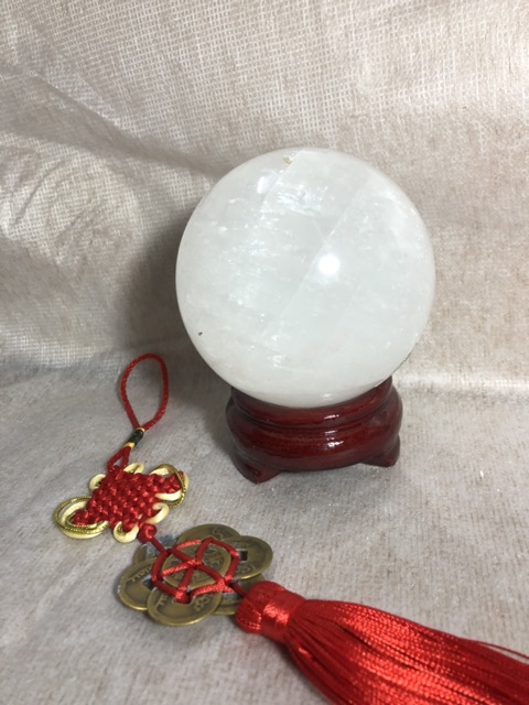 QUẢ CẦU PHONG THỦY T.A MÀU TRẤNG ĐƯỜNG KÍNH 10CM