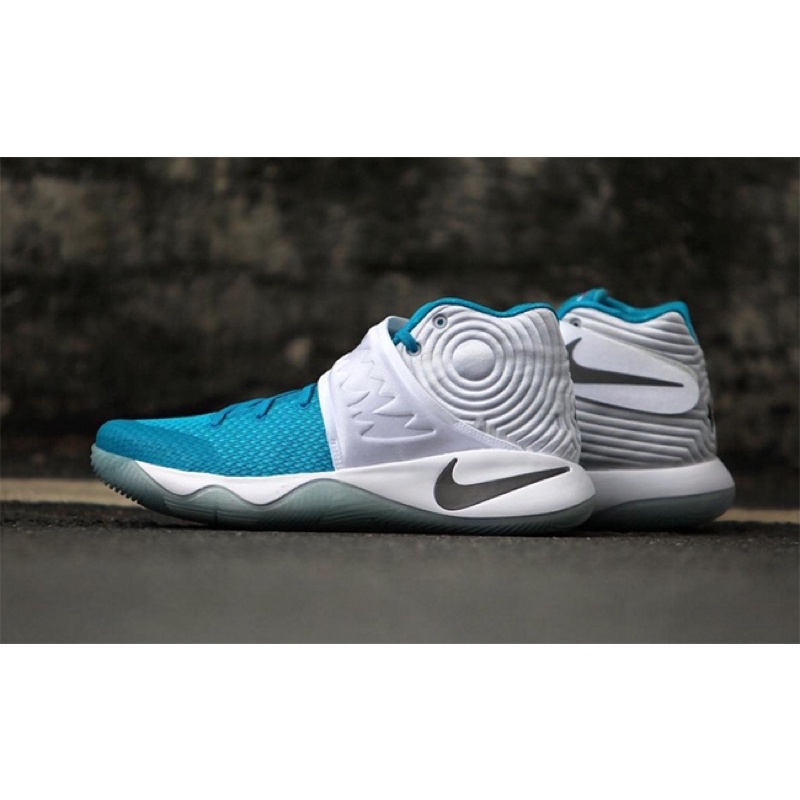 Giày bóng rổ KYRIE 2 Christmas Xanh Dưong Sale 50% + Freeship toàn quốc