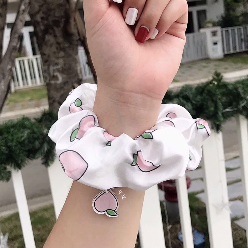 Cột tóc Scrunchies charm trái cây