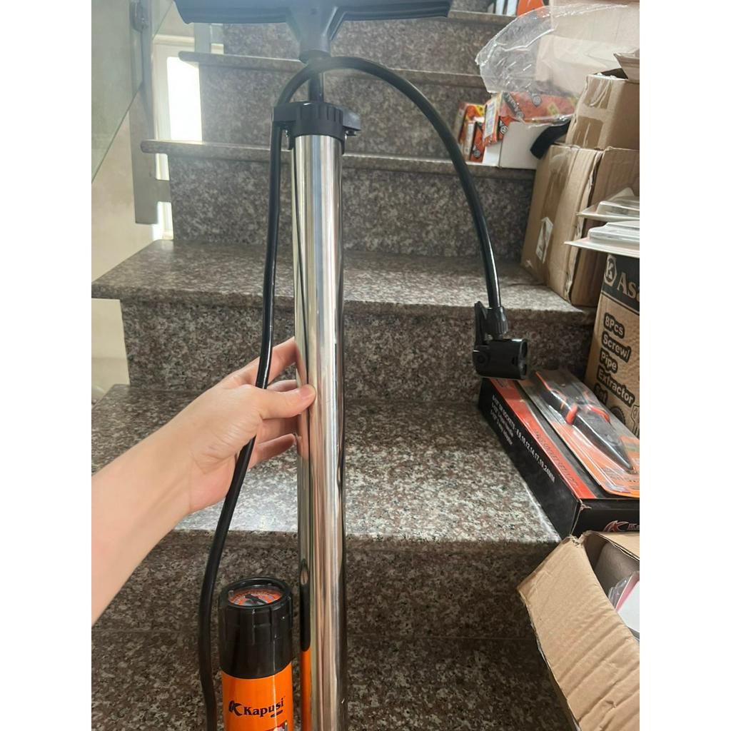 Bơm tay xe đạp, xe máy, ô tô Kapusi có đồng hồ bơm nhanh,nhẹ tay, thân thép không gỉ 160PSI