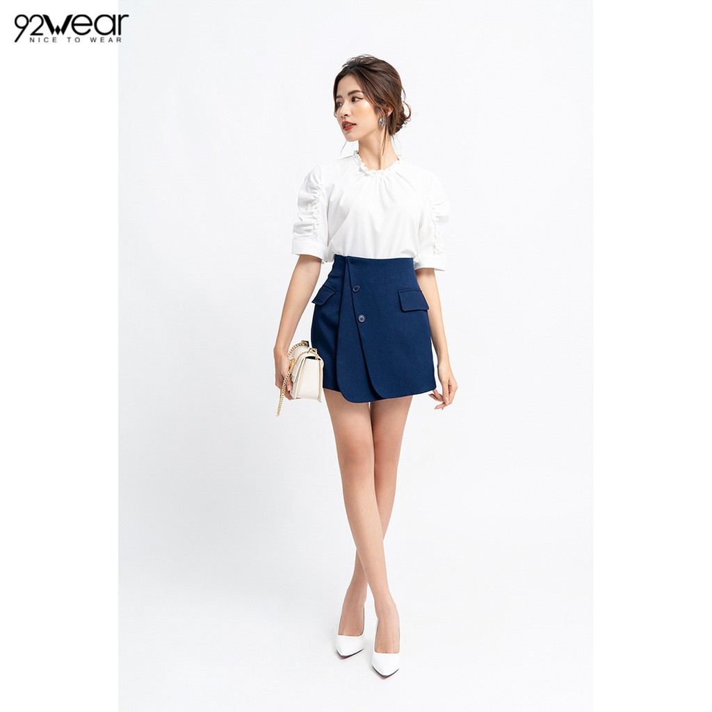 Chân váy chữ A ngắn 2 vạt trước JAW0819 92WEAR | BigBuy360 - bigbuy360.vn