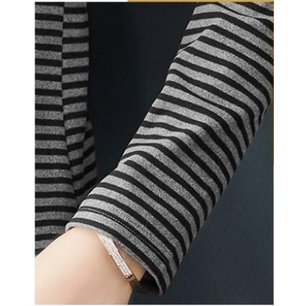 Áo thun tay dài cổ lọ họa tiết kẻ sọc thời trang cho phụ nữ trung niên