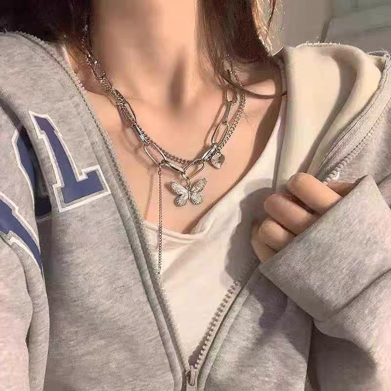 Dây chuyền choker 2 tầng chi tiết Butterfly màu bạc swag dành cho nữ