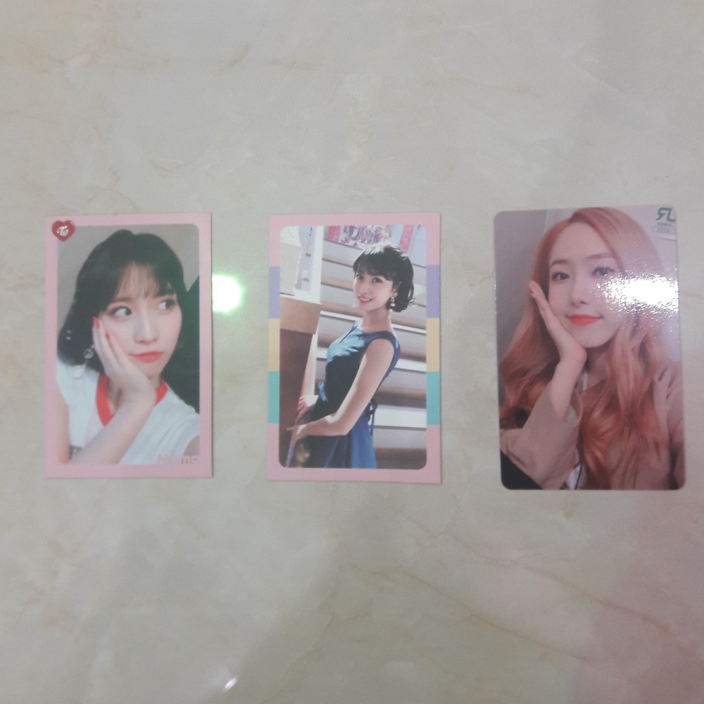 Card off Twice - GFriend