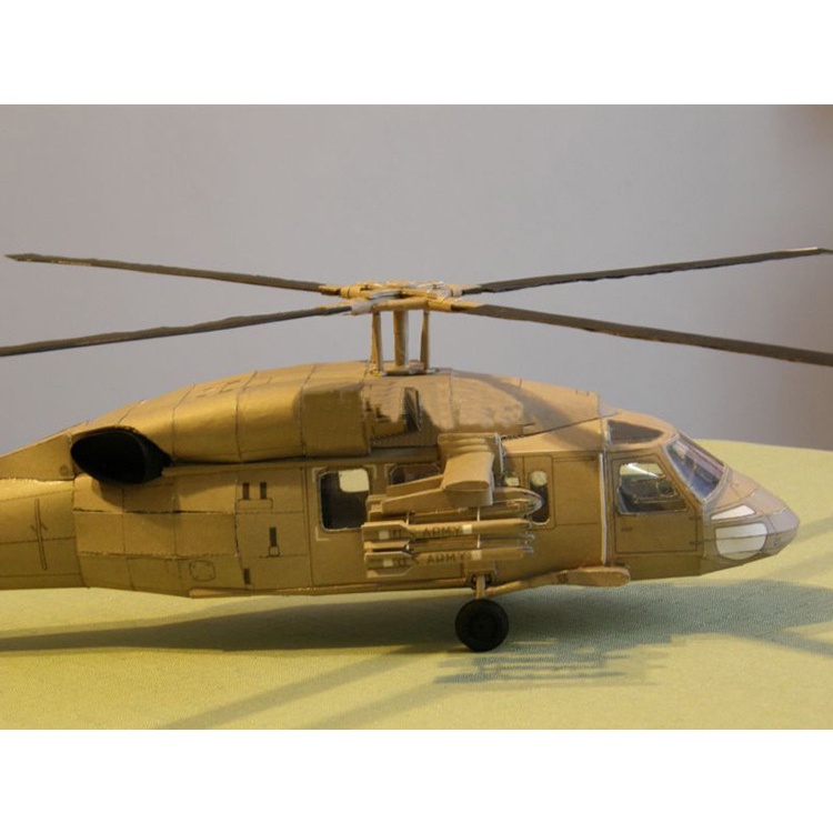 Mô Hình Máy Bay Trực Thăng Hawk UH-60 Màu Đen Tỉ Lệ 1: 33
