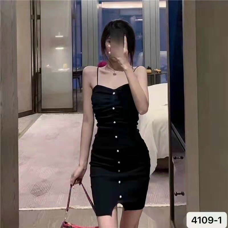 Đầm Len Ôm 2 Dây Hàng Nút Nhún Ngực Quyến Rũ | Smide Clothing