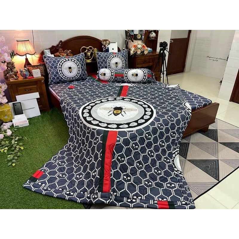 DRAP THUN LẠNH 5D GUCCI ONG (1M6 x2M &1M8x2M