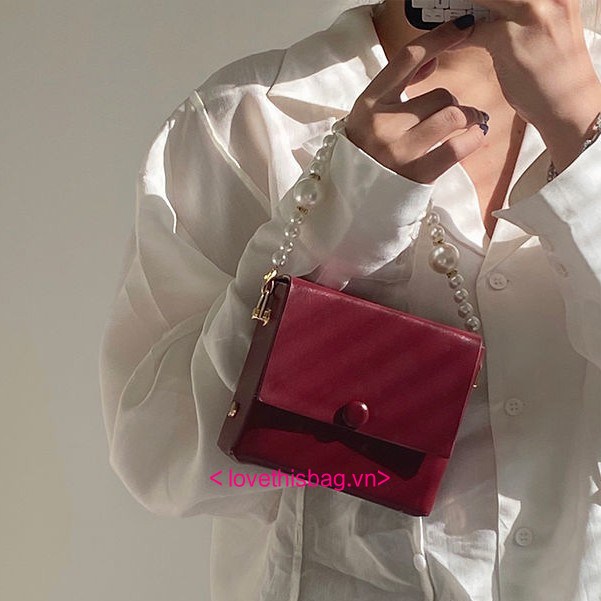 French retro pearl Small square bag Cover type women's 2021 new antique box bag chain strap messenger bag dinner bag hand bag promotion ready stock