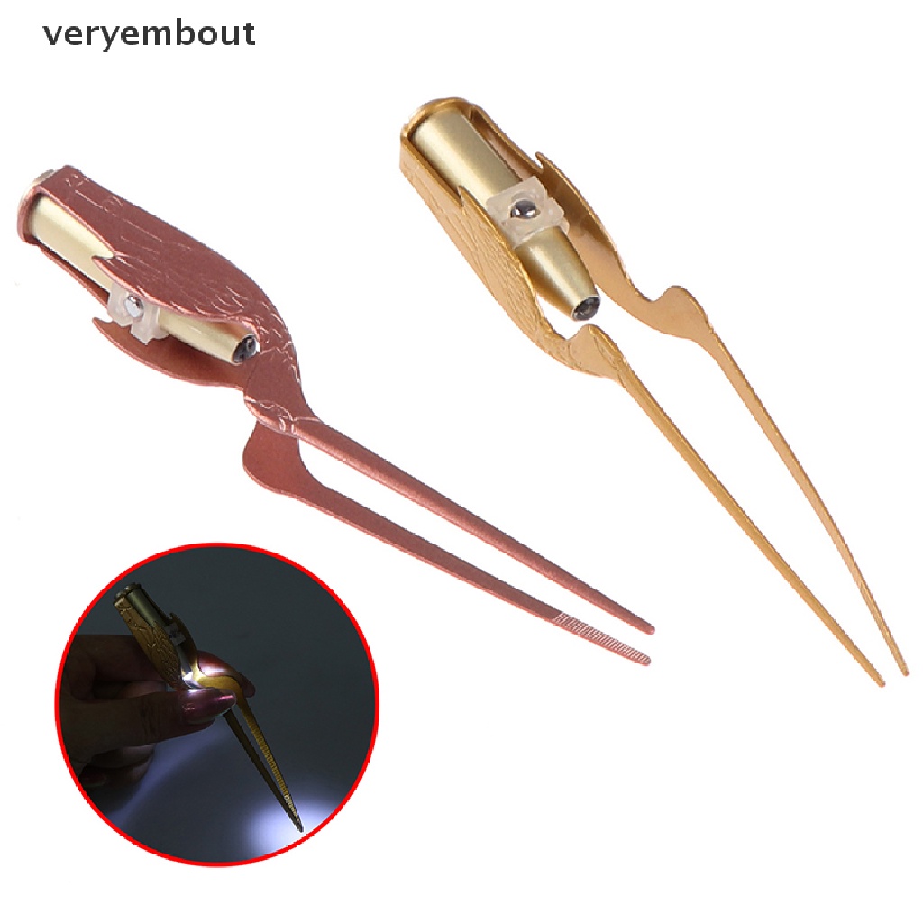 Nhíp Nhổ Lông Mũi Bằng Thép Không Gỉ Có Đèn LED Tiện Dụng