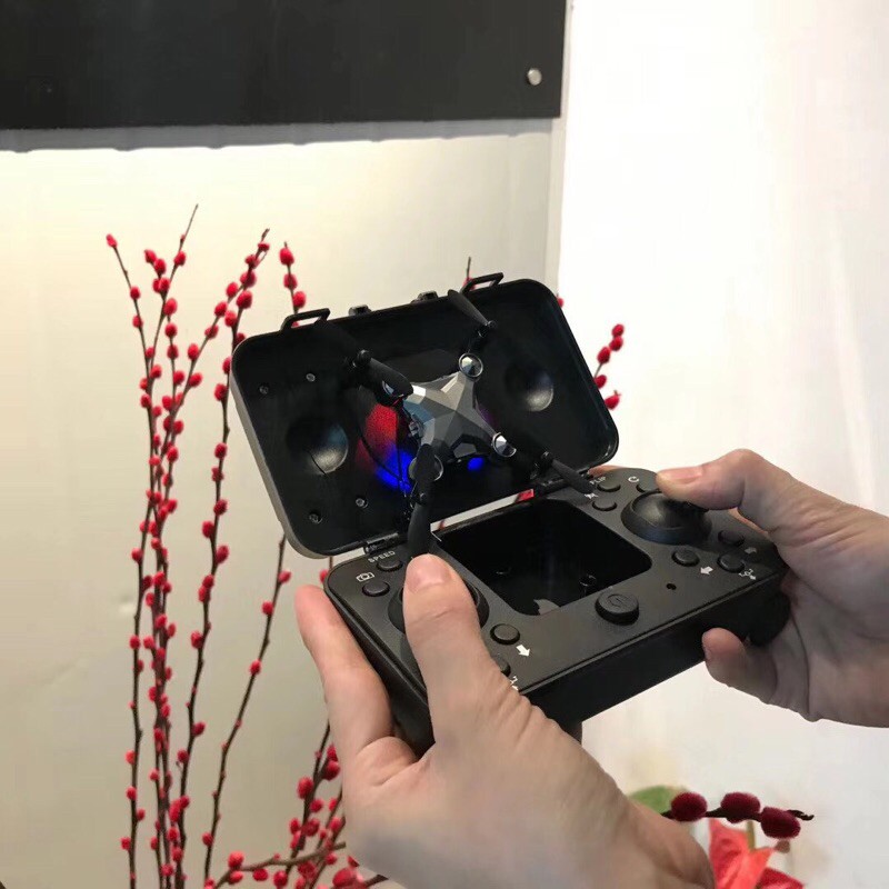 Máy bay mini flycam Mini DH150 có camera gấp gọn trong container