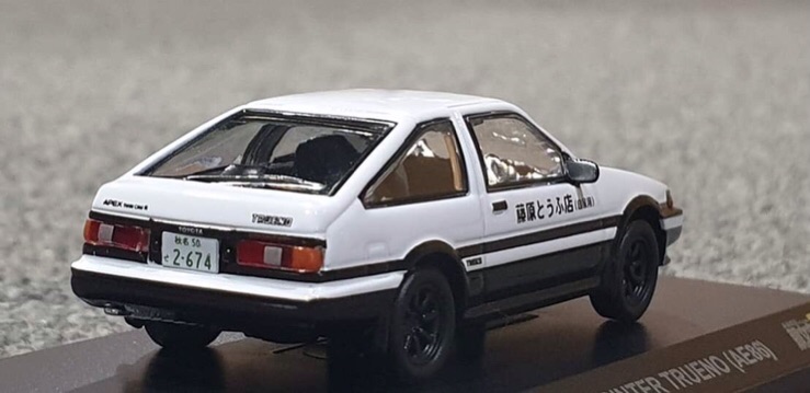 Mẫu Xe Mô Hình Toyota Sprinter Trueno (AE86) 1/64 kyosho