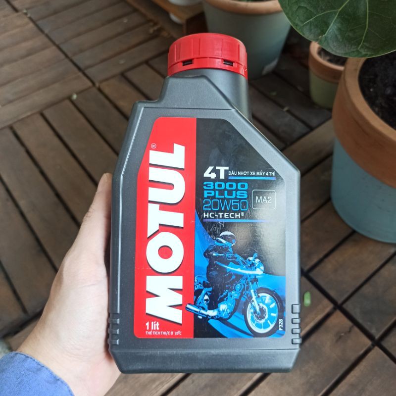 Dầu nhớt Motul 3000 plus 4T 20w50 1 Lít và 0.8 Lít cho xe số