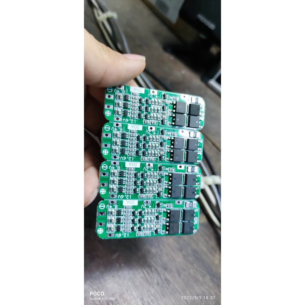 Mạch sạc bảo vệ pin 3S 20A 12v6 tự ngắt khi đầy