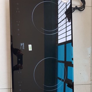 Sale đầu năm bếp 2 từ nhập khẩu Malaysia Mã bếp itc668 giá thị trường 12tr900 Thanh lí 5tr Bảo hành 12th