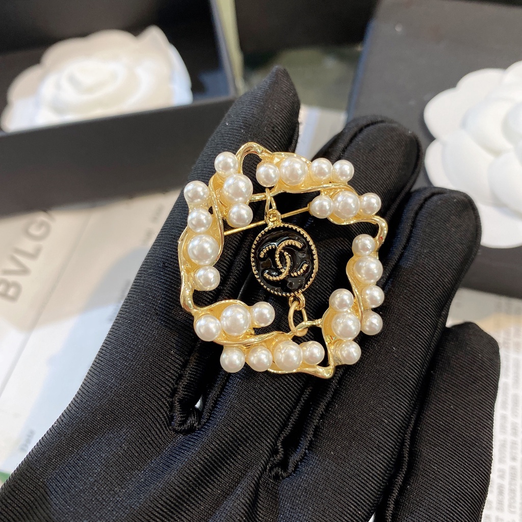 Cài áo nữ đính đá cao cấp sang trọng Ròm House mang phong cách Hàn Quốc phụ kiện trang sức thời trang đẹp - ms4501