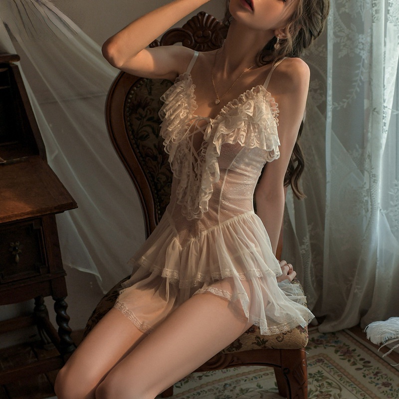 Set Đồ ngủ Ren Hoa Cổ Chữ V Khoét Sâu + Quần Lót Dáng Chữ T Gợi Cảm