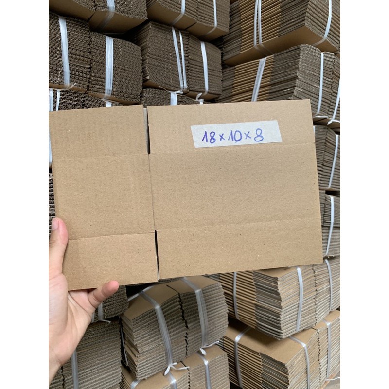 Combo 20 hộp carton 18X10X8 giá rẻ đóng hàng tại Hà Nội - Thùng giấy ship cod