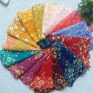 Ren lưới thêu chân 2 biên , bản rộng 16 đến 17cm ( 1 mét )