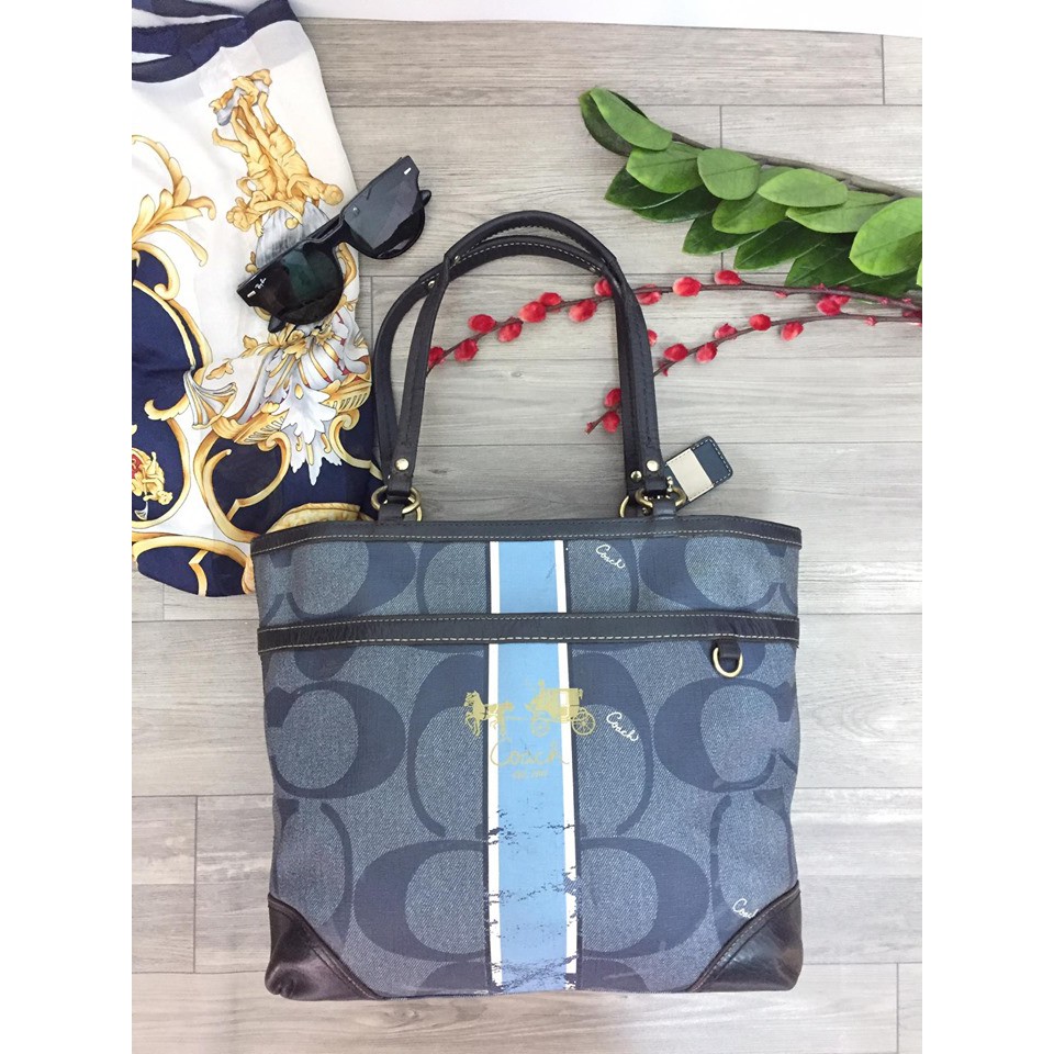 Thanh lý túi hobo hiệu Coach của Mỹ, chất canvas