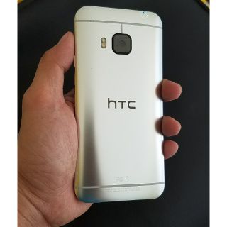 Điện thoại HTC One M9