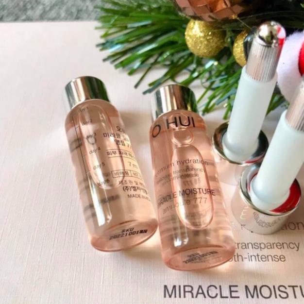 Ống Tinh Chất Siêu Dưỡng Ẩm, Căng Bóng Da Ohui Miracle Moisture Ampoule 777