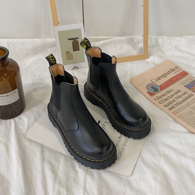 #G16 giày basic boots có sẵn