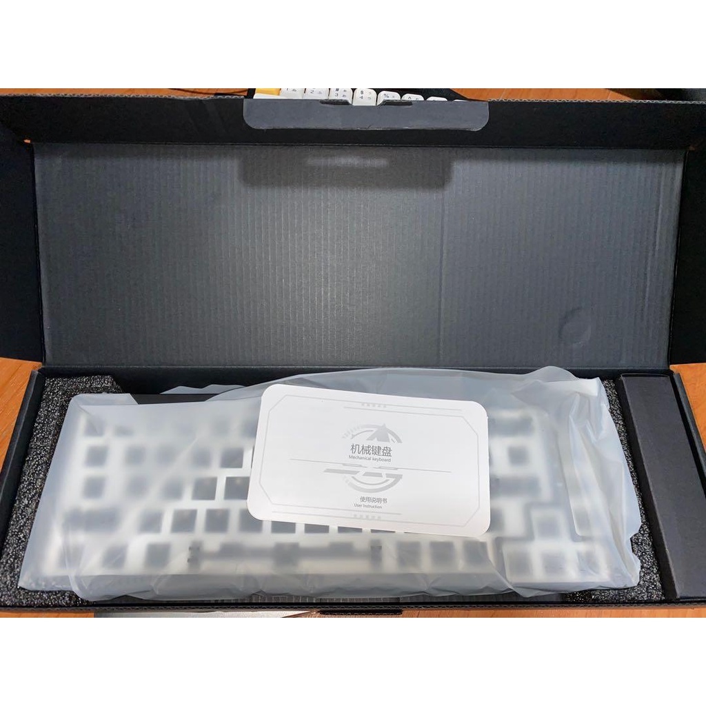 - Kit Phím Cơ Gamakay LK67 - LED RGB - 3 MODE - NEW FULLBOX - TRẮNG & ĐEN - Hotswap