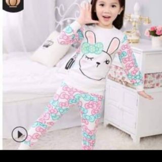 5 bộ bé trai và gái của huyền