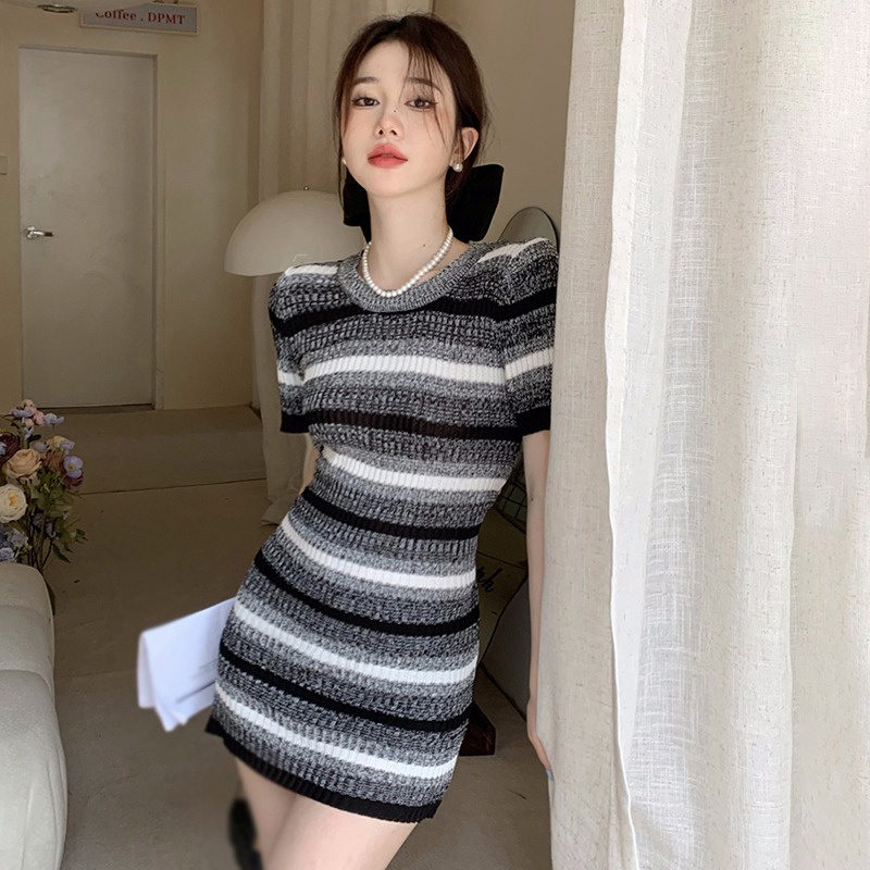 Đầm Dệt Kim Ngắn Tay Cổ Tròn Họa Tiết Kẻ Sọc Thời Trang Mùa Hè Retro Hàn Quốc Cho Nữ