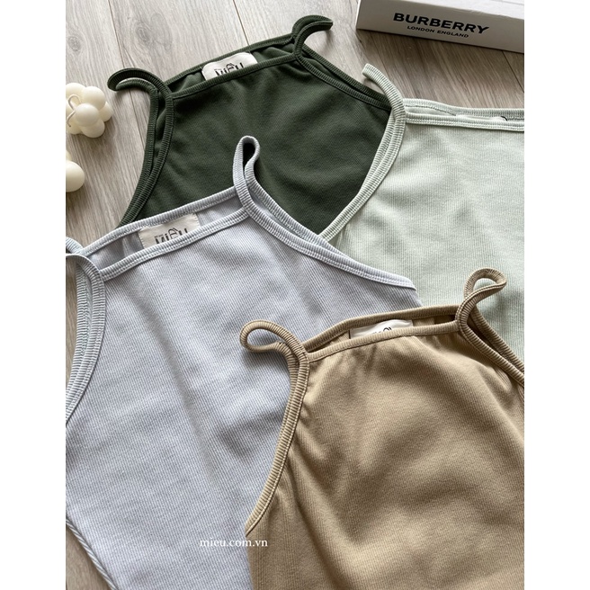 Áo croptop ba lỗ Nicky Miều Est.2013