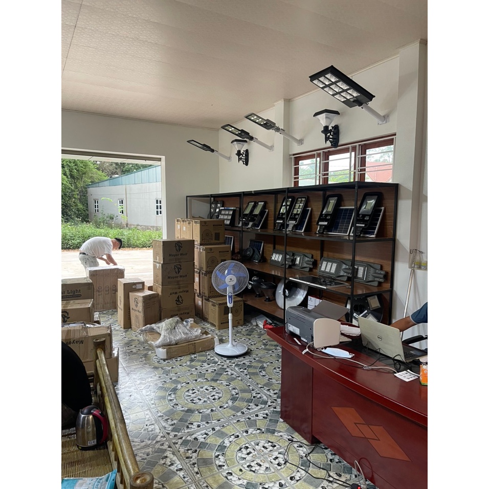 Đèn Năng Lượng Mặt Trời UFO 400W Mayor Wolf  Siêu sáng - Bảo hành chính hãng 24 tháng lỗi 1 đổi 1