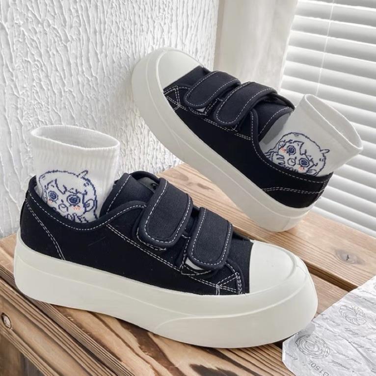 VIP (CÓ SẴN Đen,Trắng) Giày thể thao vải canvas quai dán đế bánh mì ulzzang
