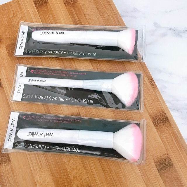 Cọ Wnw Cọ Wet and Wild Cọ Wetnwild