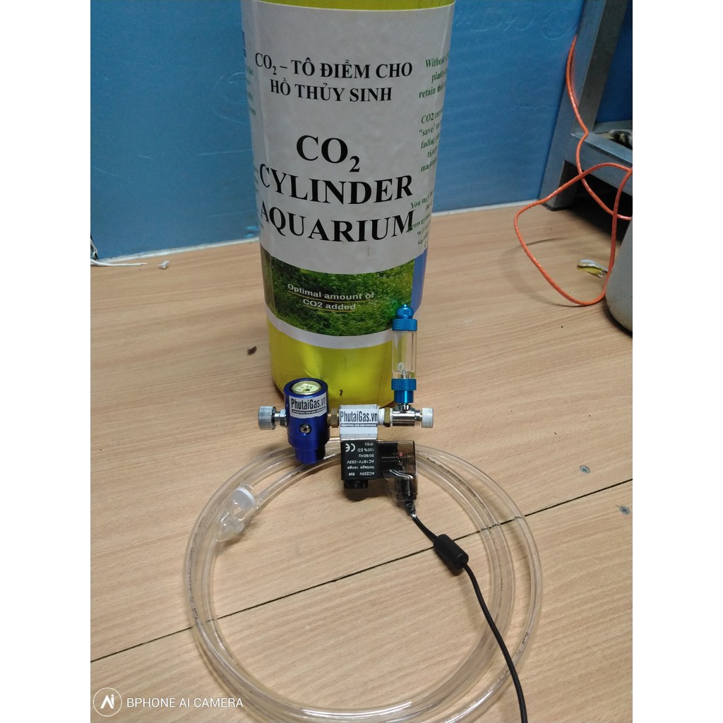 Van điện thủy sinh CO2