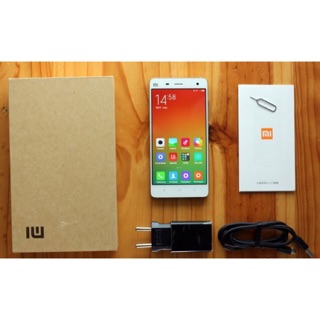 điện thoại xiaomi m4 ram 3g  bộ nhớ 16g (full box đầy đủ phụ kiện )