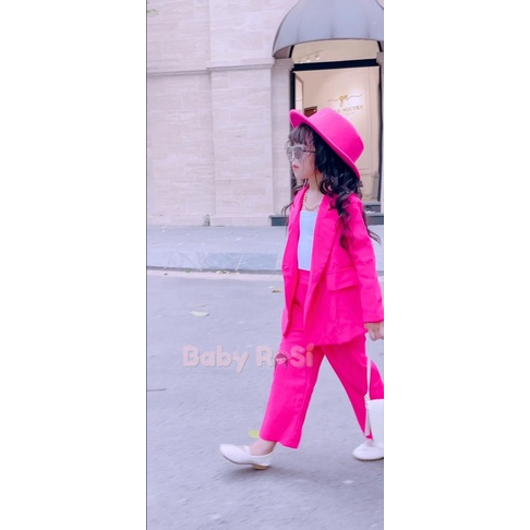 Áo khoác vest cổ nhọn cho bé gái