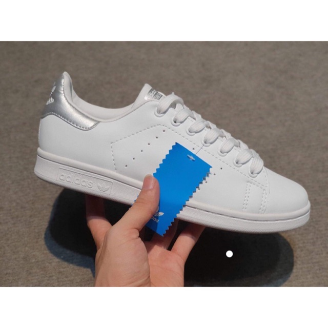 Giày Stan Smith màu trắng gót bạc
