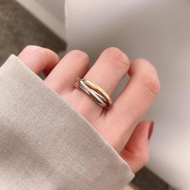 Nhẫn Ba Vòng Bằng Thép Không Gỉ Mạ Vàng 18K Thiết Kế Tinh Tế Thời Trang Cao Cấp Dễ Phối Đồ Dành Cho Nữ