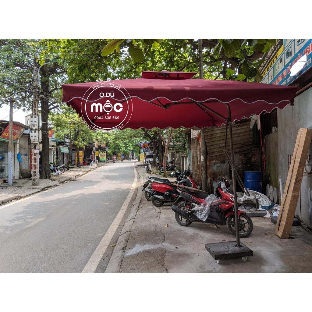Ô DÙ LỆCH TÂM VUÔNG 2M5X2M5M CHE MƯA CHE NẮNG (KÈM CHÂN ĐẾ KIM LOẠI CÓ 4 BÁNH XE CHƯA ĐỔ BÊ TÔNG)