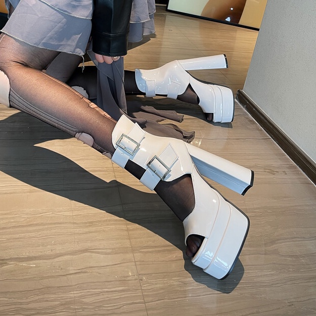 Giày Cao Gót Da Bóng Đế Dày 14.5cm Chống Thấm Nước Có Khóa Cài Phong Cách La Mã Thời Trang Cho Nữ 34-46